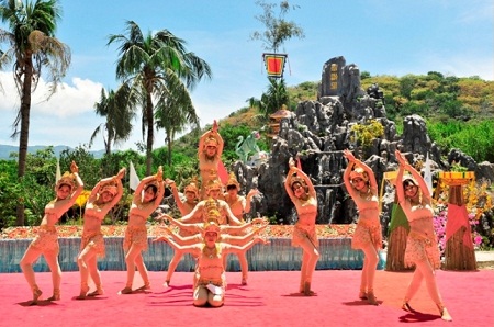 ງານ Festival ທະເລຍາຈາງ - ແຄ້ງຮ່ວາປີ 2013